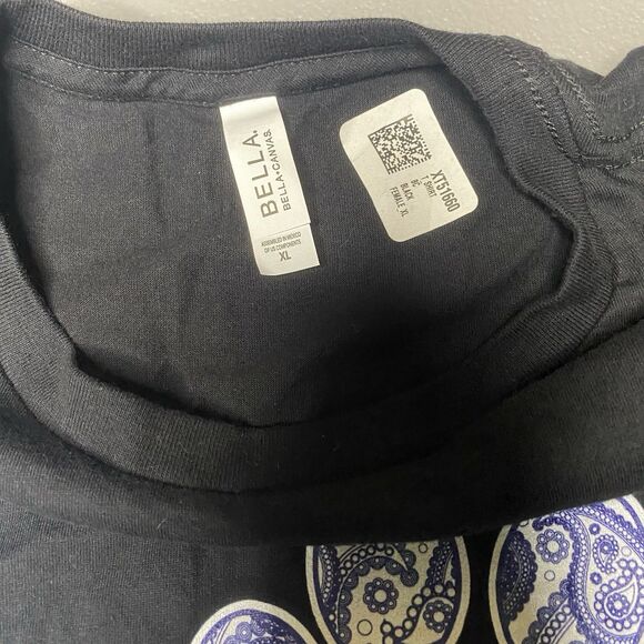 NWT University of Memphis Tigers T-Shirt Short Sleeves Womens Size XL Black Blue - Picture 3 of 7